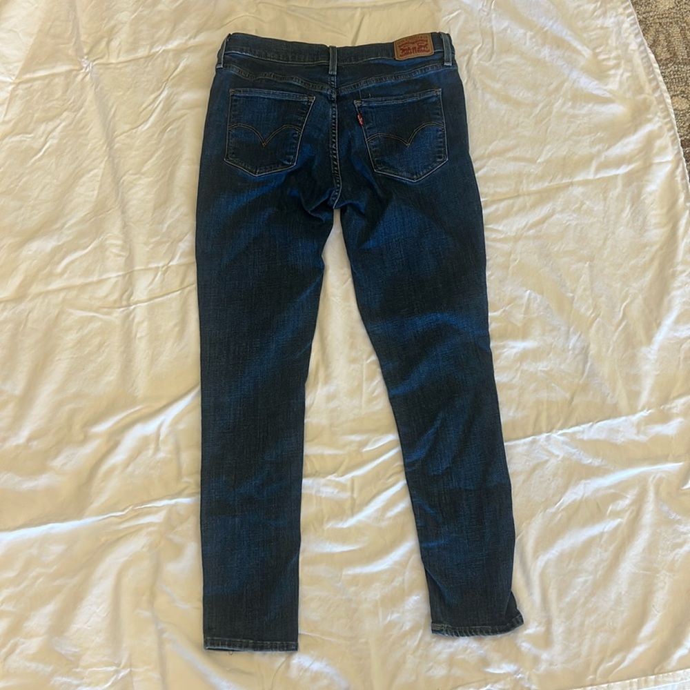 Levi’s 311 Shaping Skinny